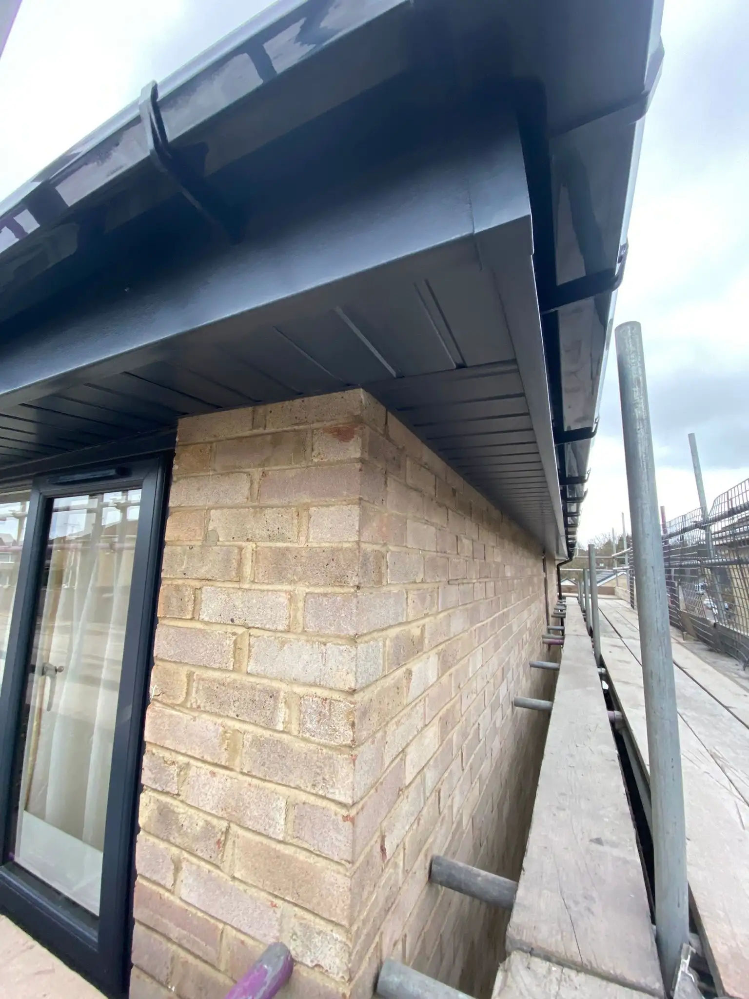 Signs You Need Guttering, Fascias, or Soffits Repair